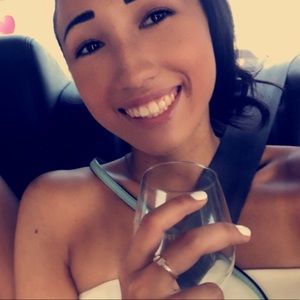 Meet your Posher, Jaela